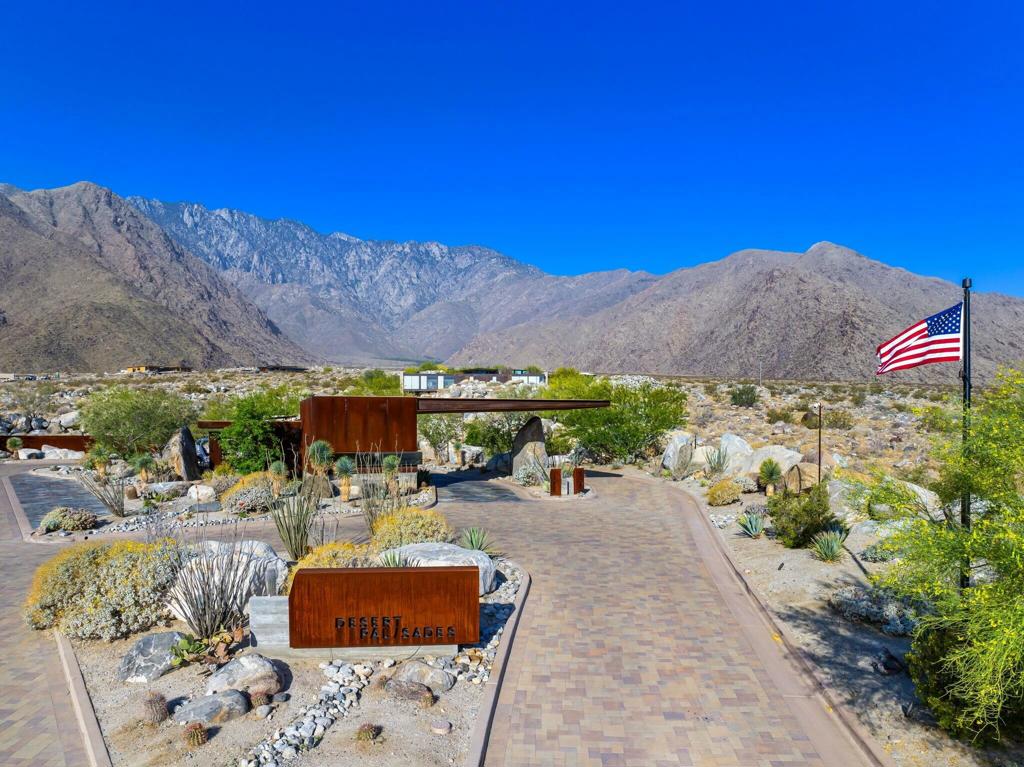 2085 Desert Flower Court Property Photo 61