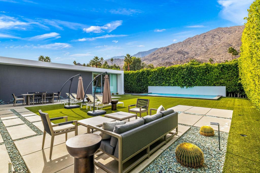 1961 S Palm Canyon Drive Property Photo 27