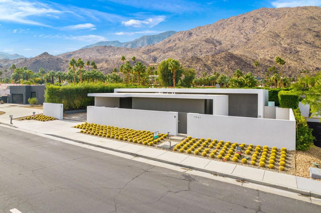 1961 S Palm Canyon Drive Property Photo 29