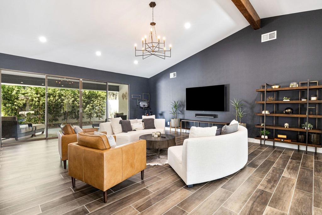 45655 Apache Road Property Photo 4