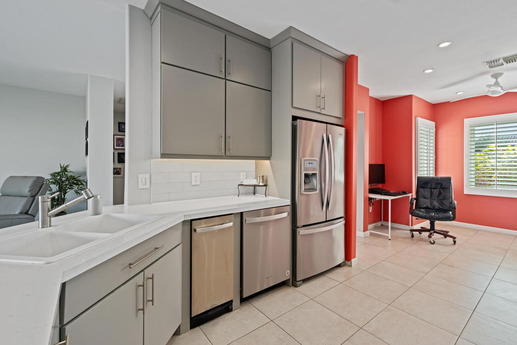 37354 Turnberry Isle Drive Property Photo 15