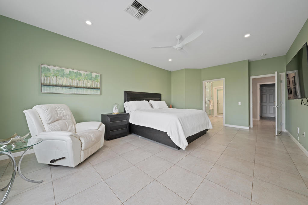 37354 Turnberry Isle Drive Property Photo 19