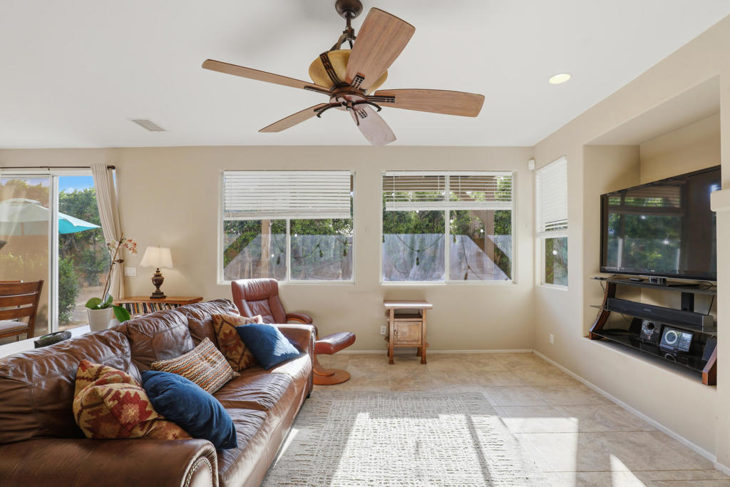 48503 Anastacia Court Property Photo 4