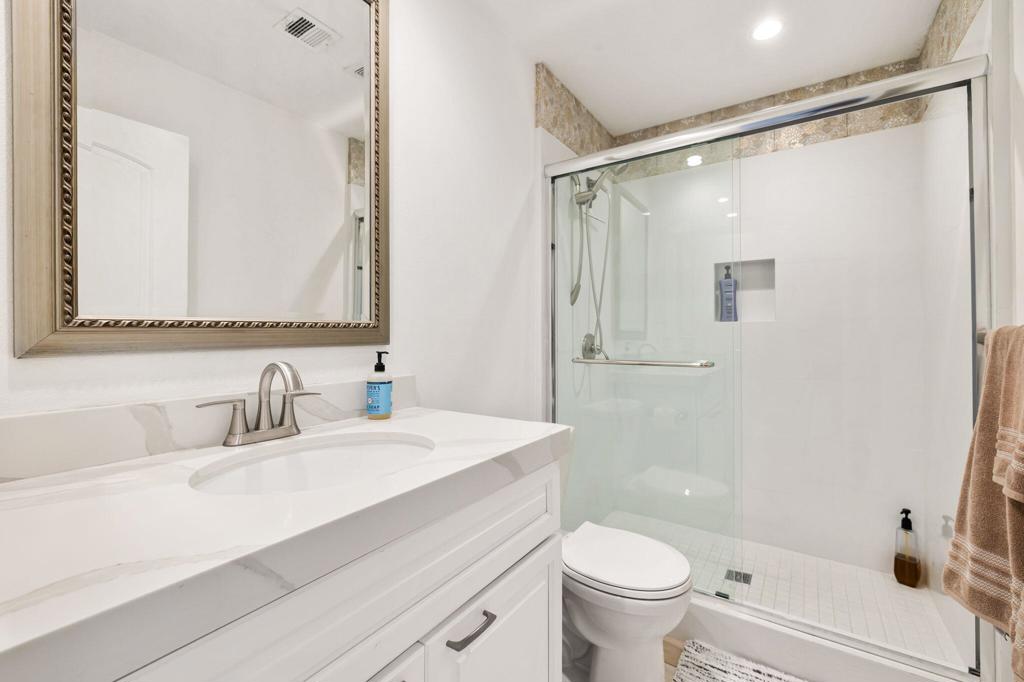 130 Willow Lake Drive Property Photo 18