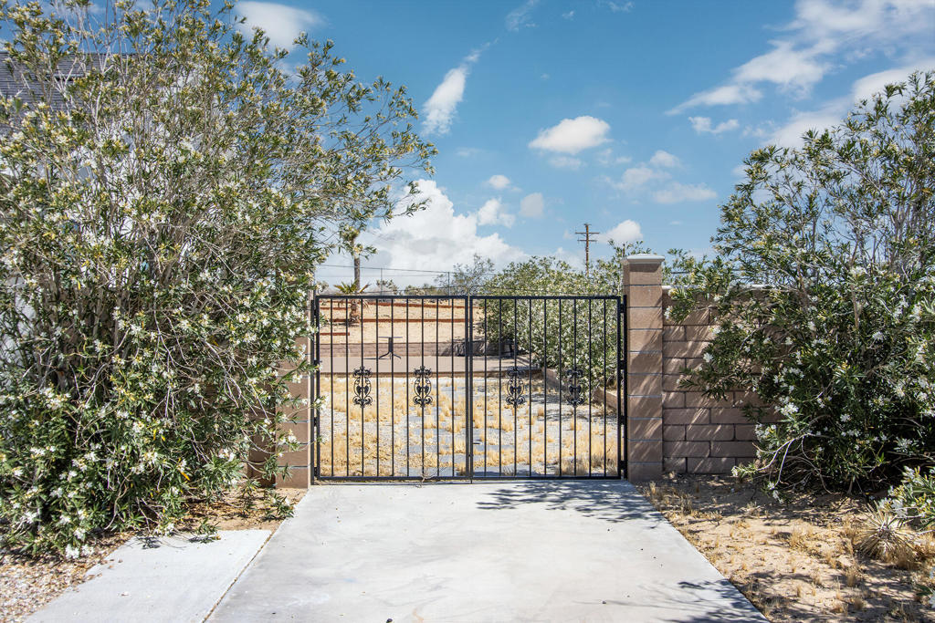 62290 Crestview Drive Property Photo 18