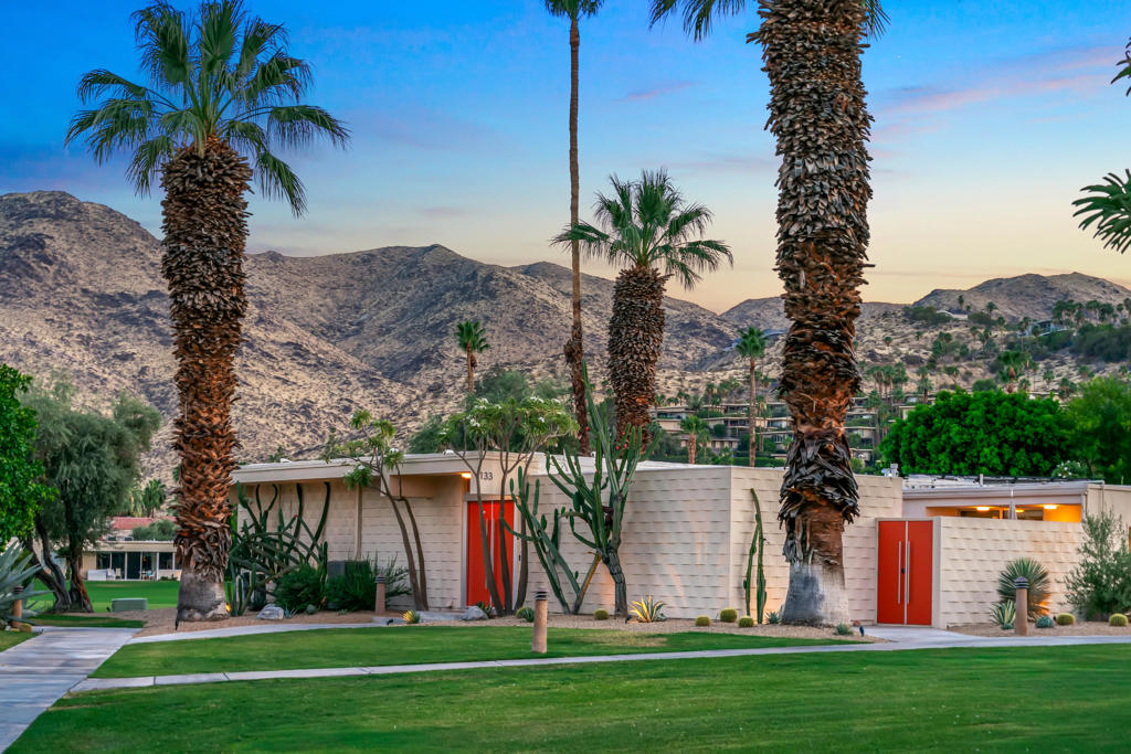 133 Desert Lakes Drive Property Photo