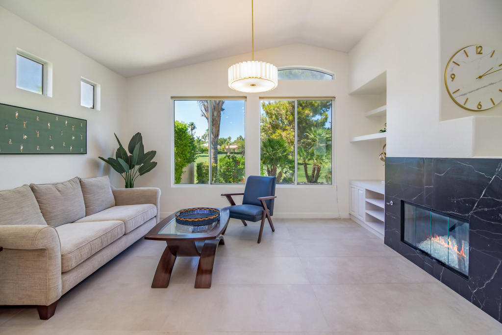 67568 S Laguna Drive Property Photo 10