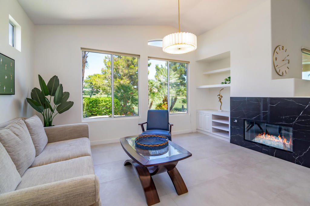 67568 S Laguna Drive Property Photo 12