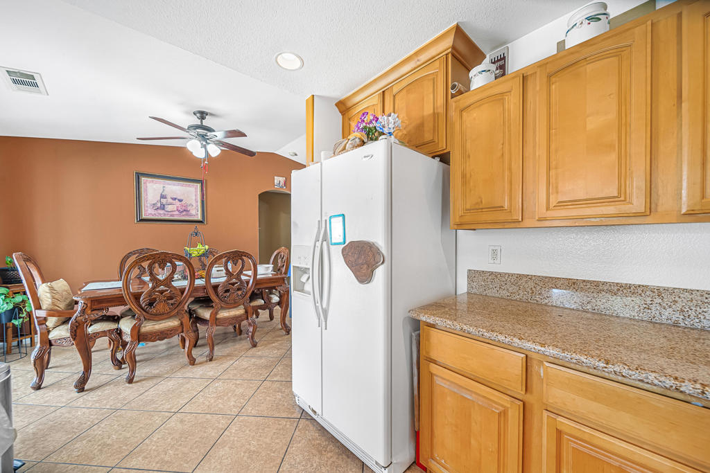 1527 N Marina Drive Property Photo 13