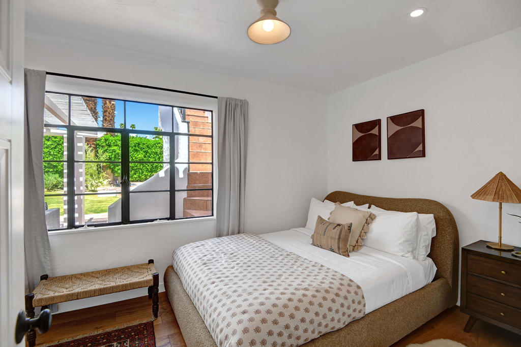 354 E Valmonte Sur Property Photo 29