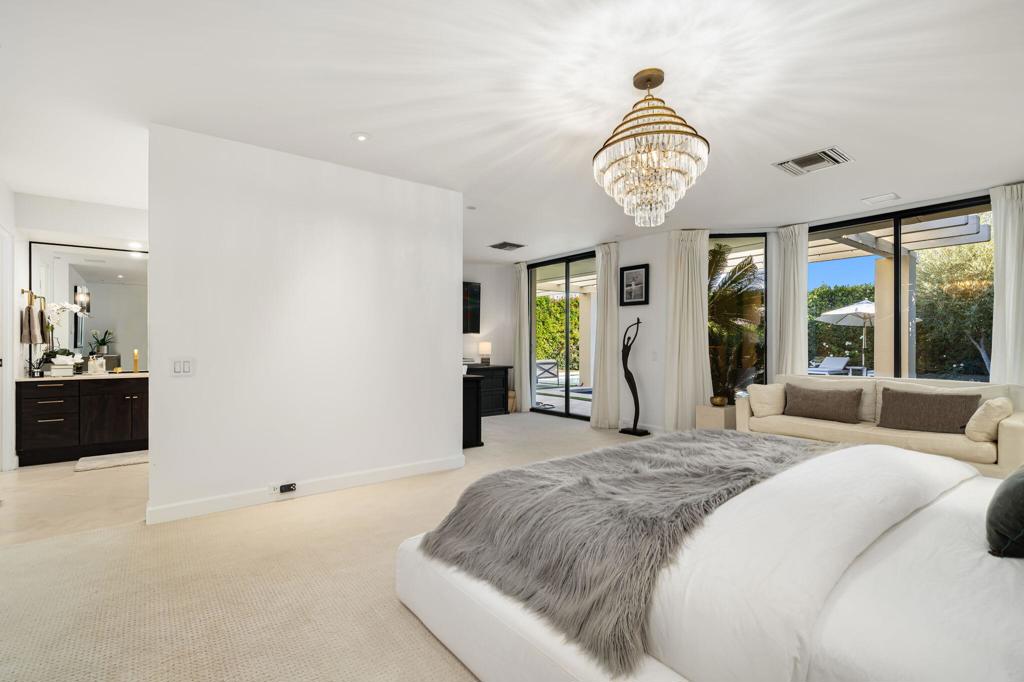 6 Exeter Court Property Photo 36