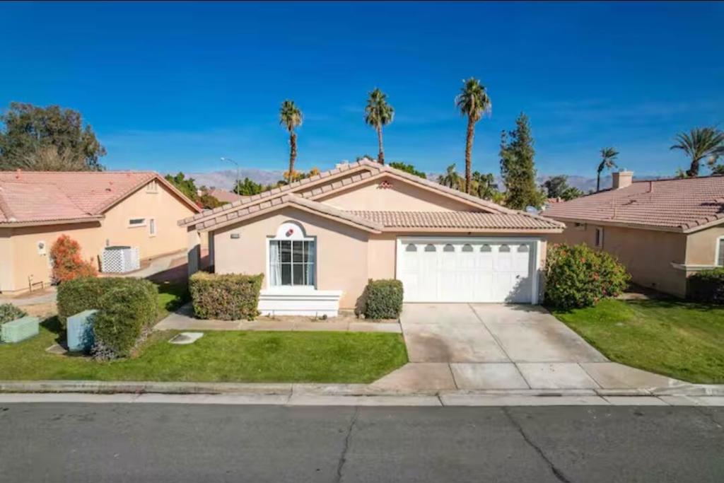 82510 Delano Drive Property Photo 1