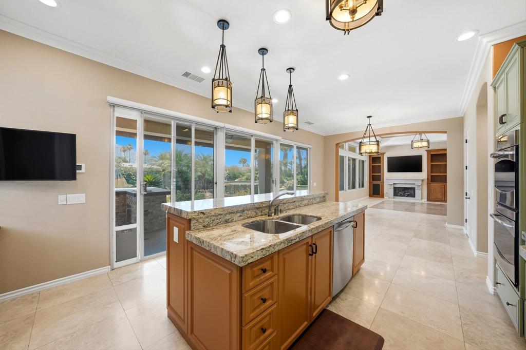 54245 Cananero Circle Property Photo 9