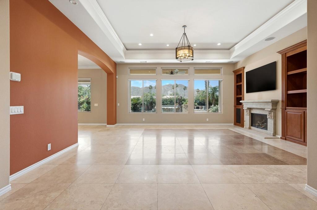 54245 Cananero Circle Property Photo 11