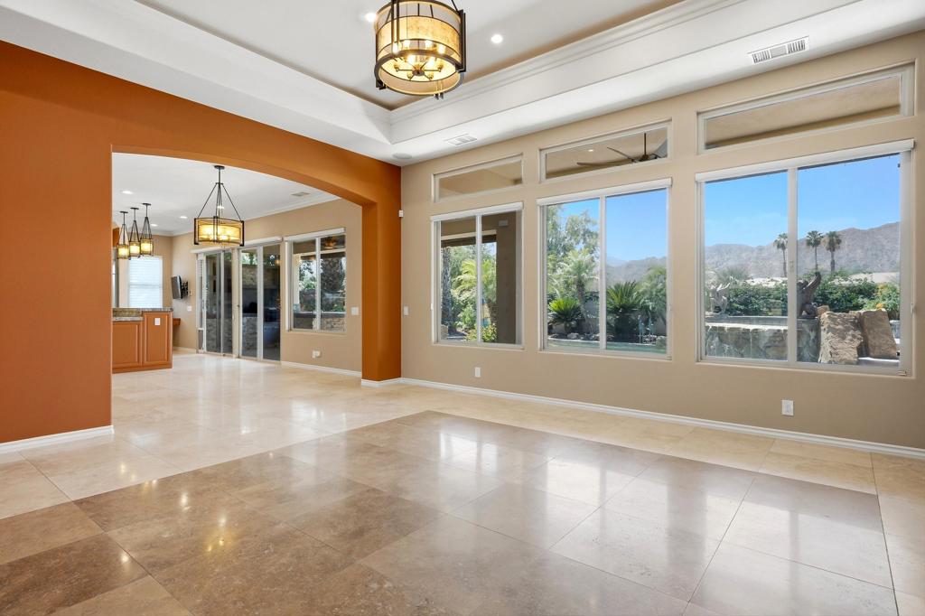 54245 Cananero Circle Property Photo 14