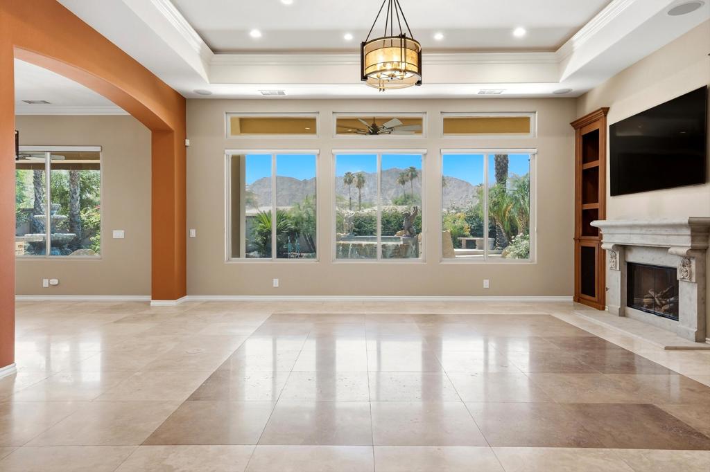 54245 Cananero Circle Property Photo 16