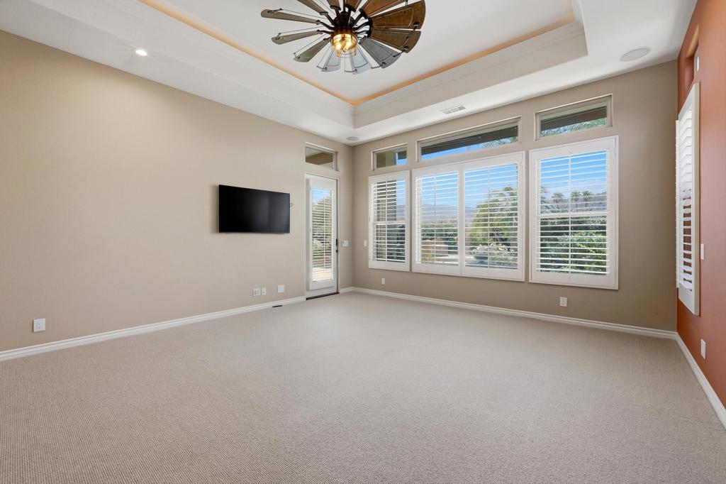 54245 Cananero Circle Property Photo 23