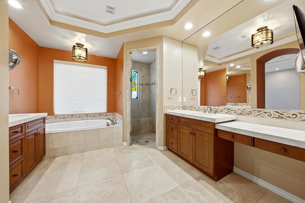 54245 Cananero Circle Property Photo 24