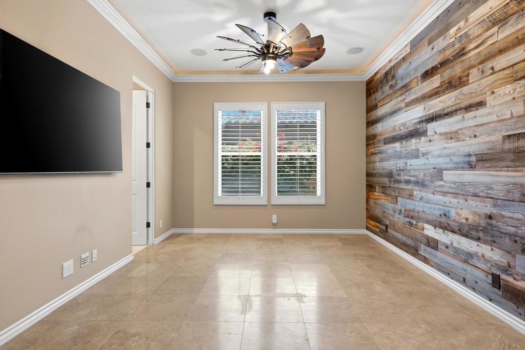 54245 Cananero Circle Property Photo 29