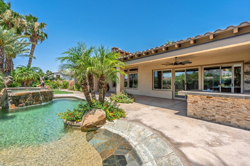 54245 Cananero Circle Property Photo 35