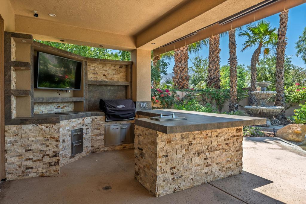 54245 Cananero Circle Property Photo 37