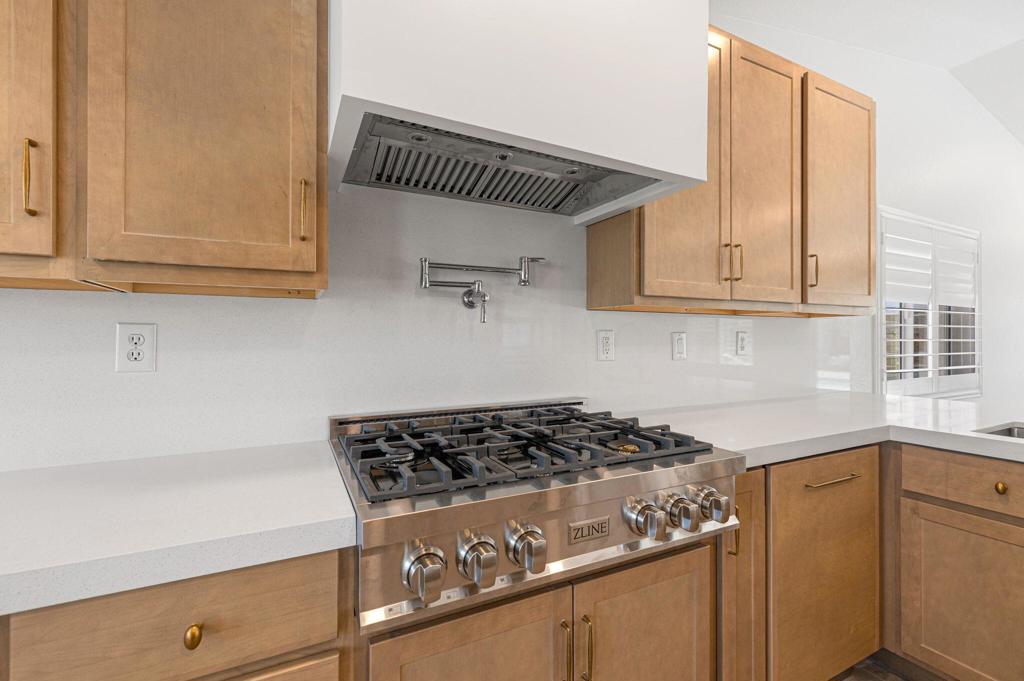 219148316DA Property Photo 10
