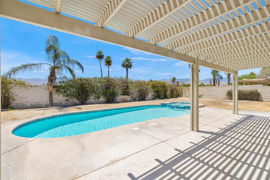 219148316DA Property Photo 37