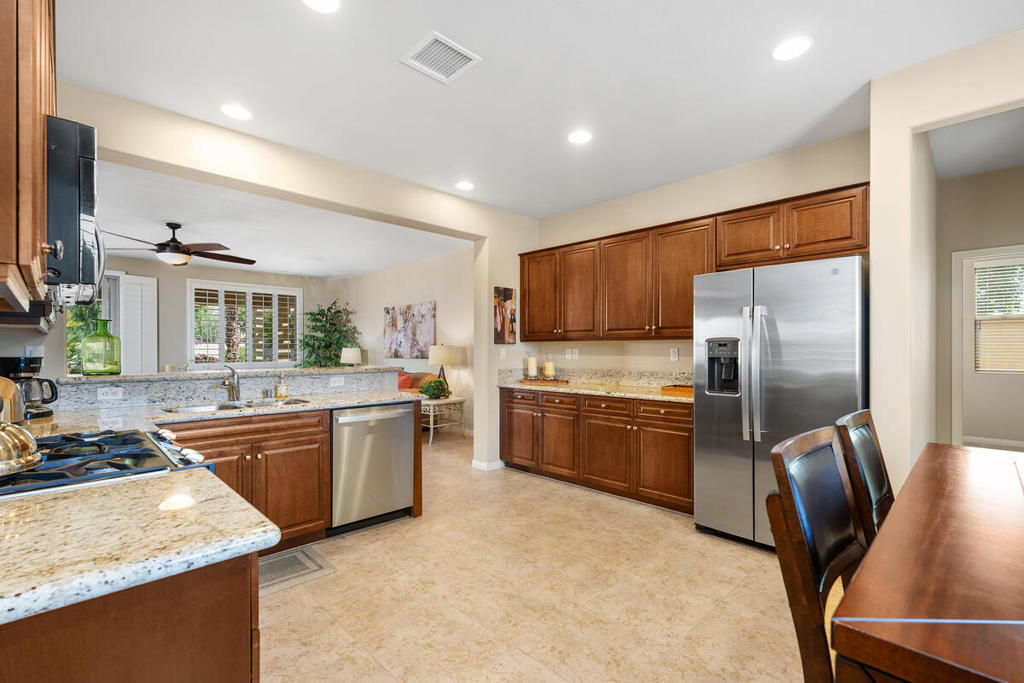 81220 Corte Tolon Property Photo 9