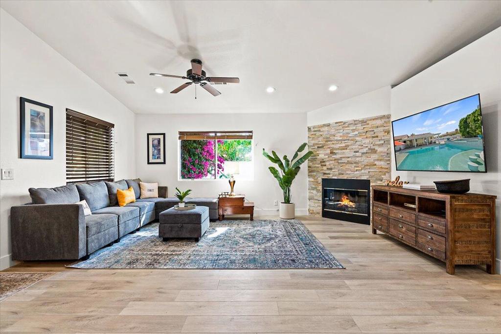 81135 Avenga Court Property Photo 6