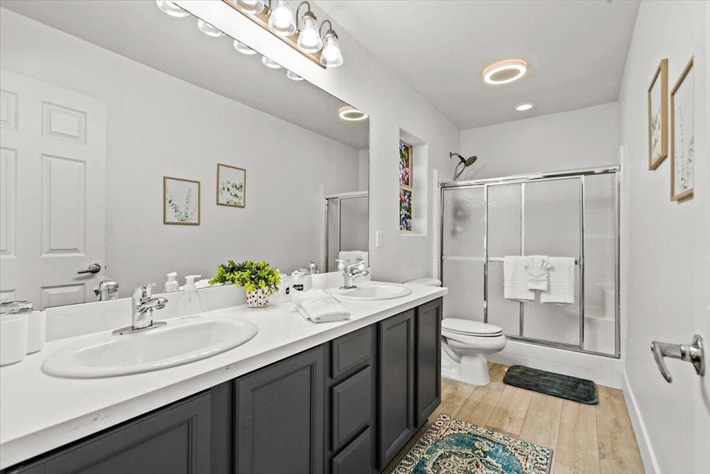 81135 Avenga Court Property Photo 8