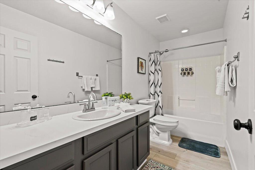 81135 Avenga Court Property Photo 16