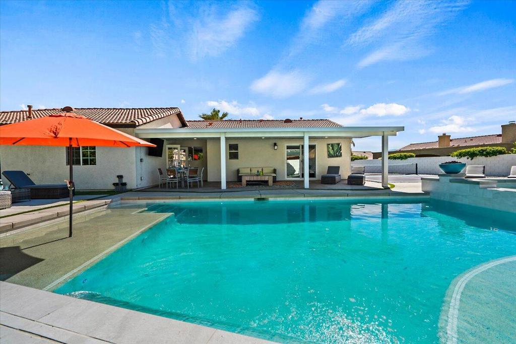 81135 Avenga Court Property Photo 35