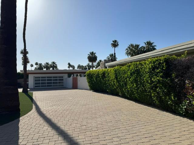 71279 Country Club Drive Property Photo 3