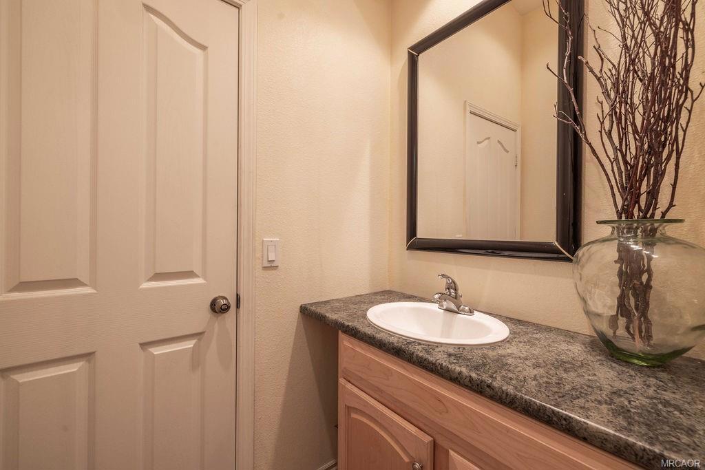 1047 Butte Avenue Property Photo 21