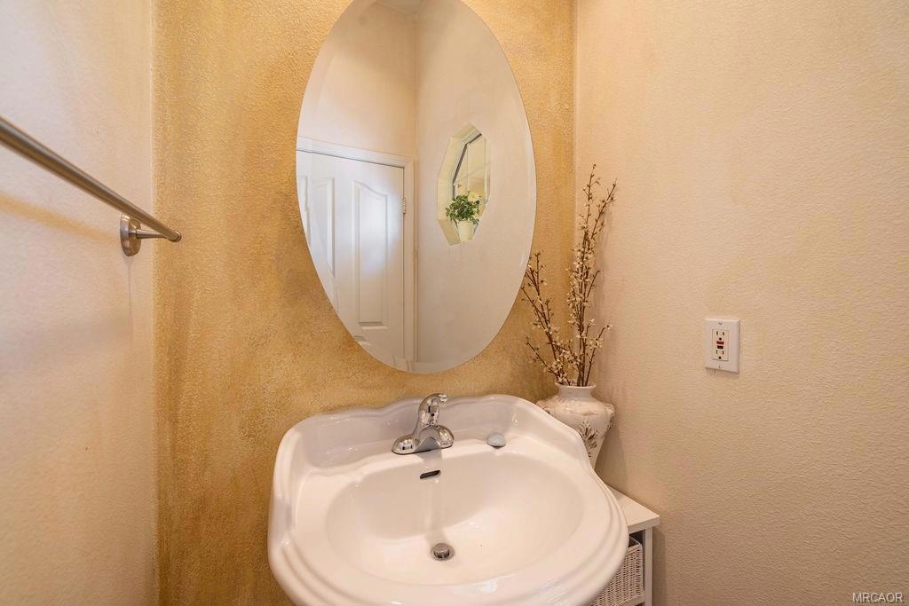 1047 Butte Avenue Property Photo 25