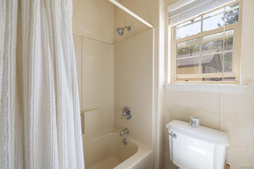 1047 Butte Avenue Property Photo 29