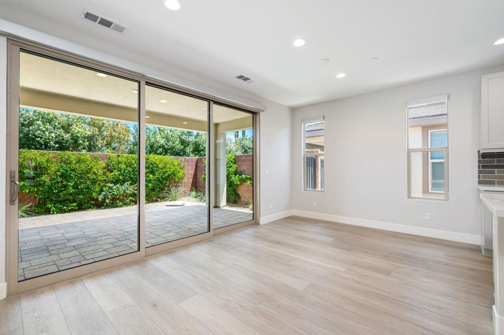 51580 Whiptail Drive Property Photo 15