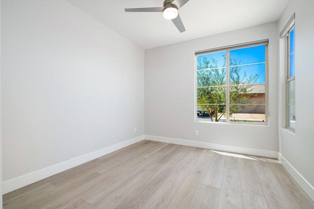 51580 Whiptail Drive Property Photo 33