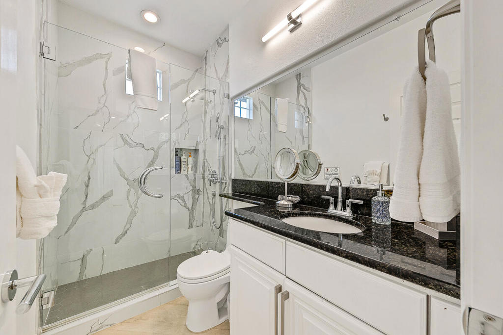 84297 Canzone Drive Property Photo 14