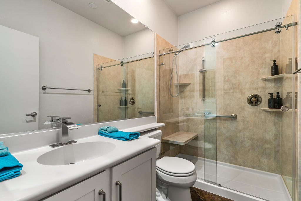 1502 Amelia Way Property Photo 34