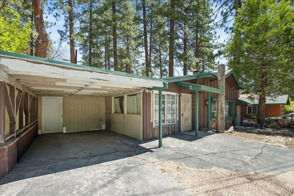 39148 Rim Of The World Drive Property Photo 1