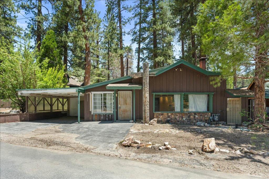 39148 Rim Of The World Drive Property Photo 2