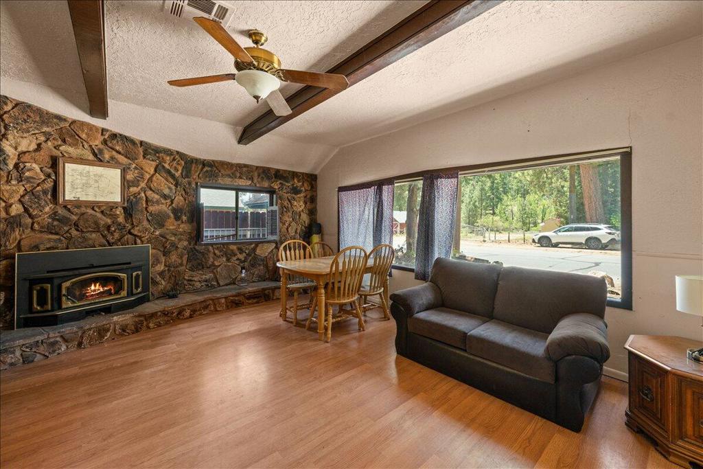 39148 Rim Of The World Drive Property Photo 5
