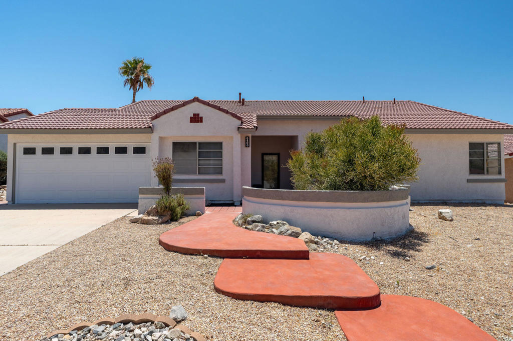8400 Annandale Avenue Property Photo 2