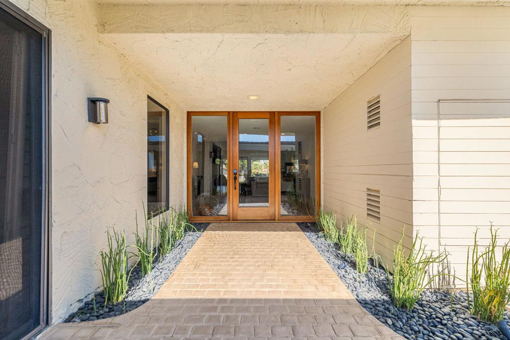 44848 Oro Grande Circle Property Photo 8