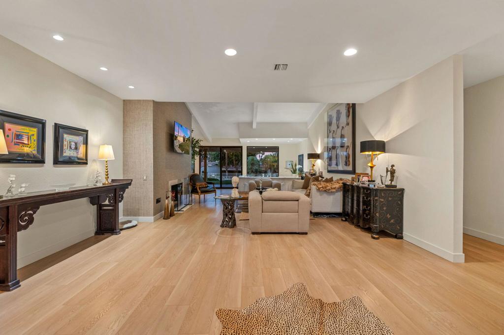 44848 Oro Grande Circle Property Photo 12