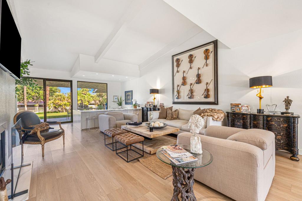 44848 Oro Grande Circle Property Photo 14