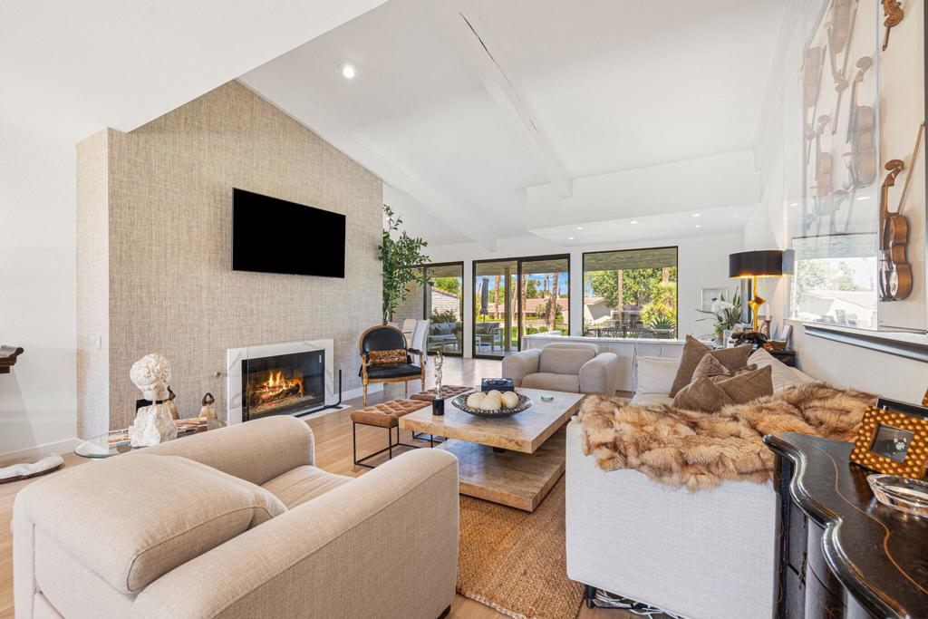 44848 Oro Grande Circle Property Photo 16