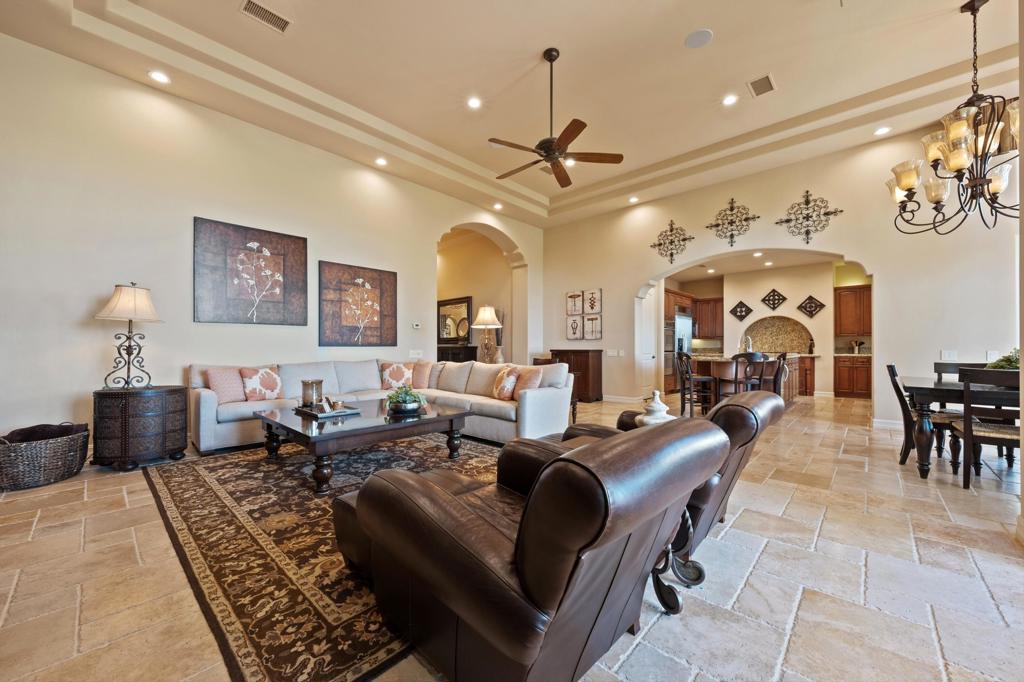 58460 Aracena Property Photo 10