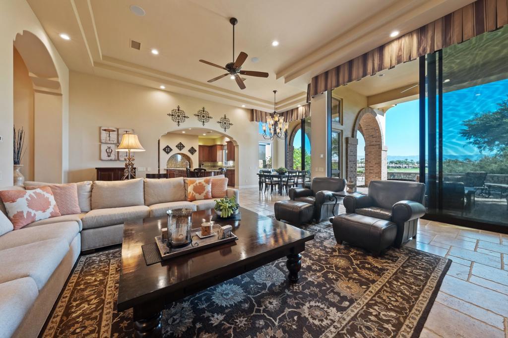 58460 Aracena Property Photo 11